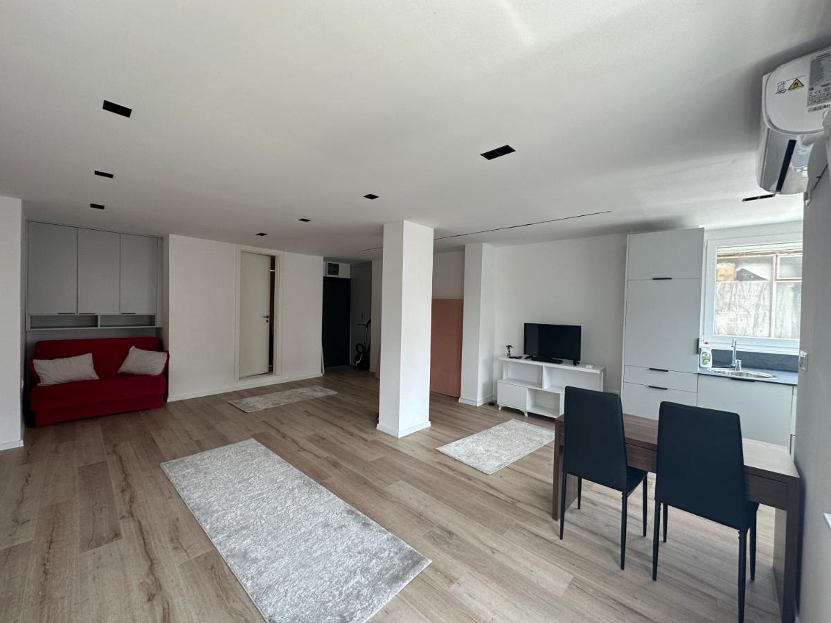 Studio Y Gjakova Extérieur photo